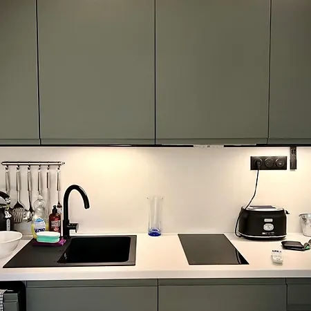 Διαμέρισμα Charming 2 Near Gare De Lyon