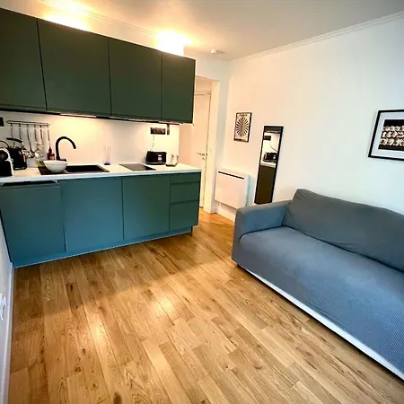 Charming 2 Near Gare De Lyon Apartment *